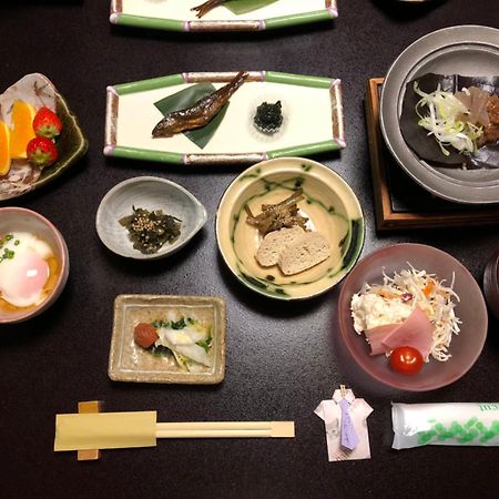 Hotel Onyado Hisui à Takayama  Extérieur photo