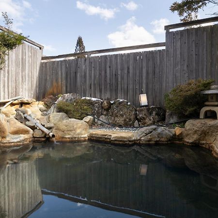 Hotel Onyado Hisui à Takayama  Extérieur photo