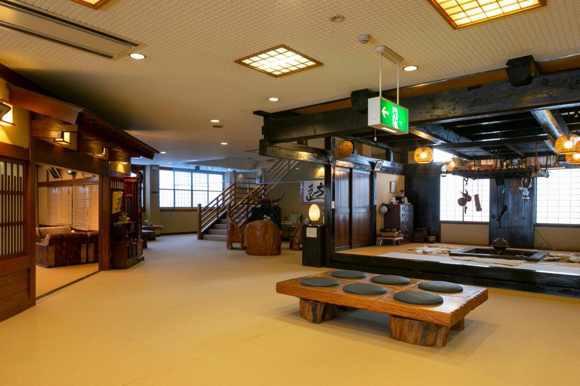 Hotel Onyado Hisui à Takayama  Extérieur photo