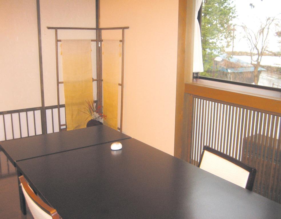 Hotel Onyado Hisui à Takayama  Extérieur photo